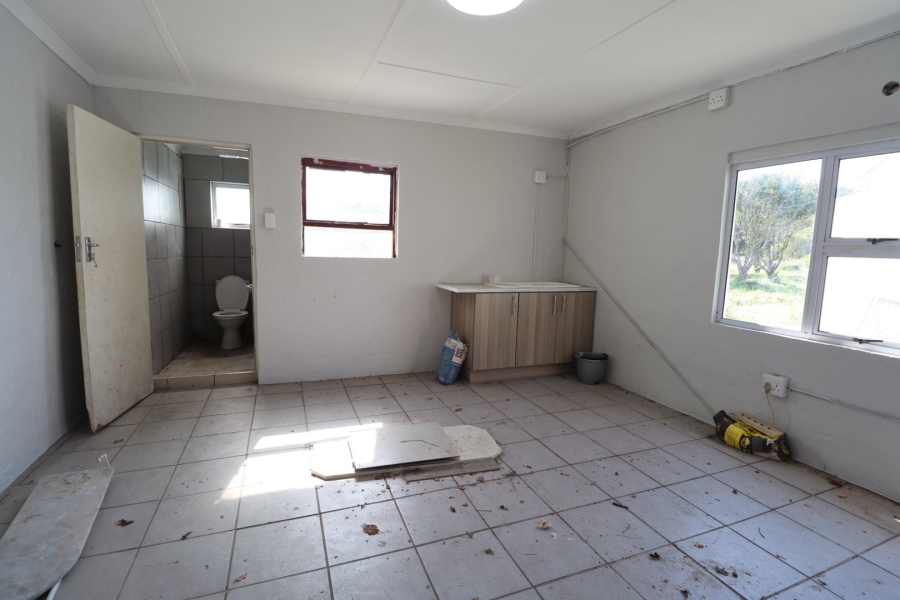 Commercial Property for Sale in Chelsea Eastern Cape